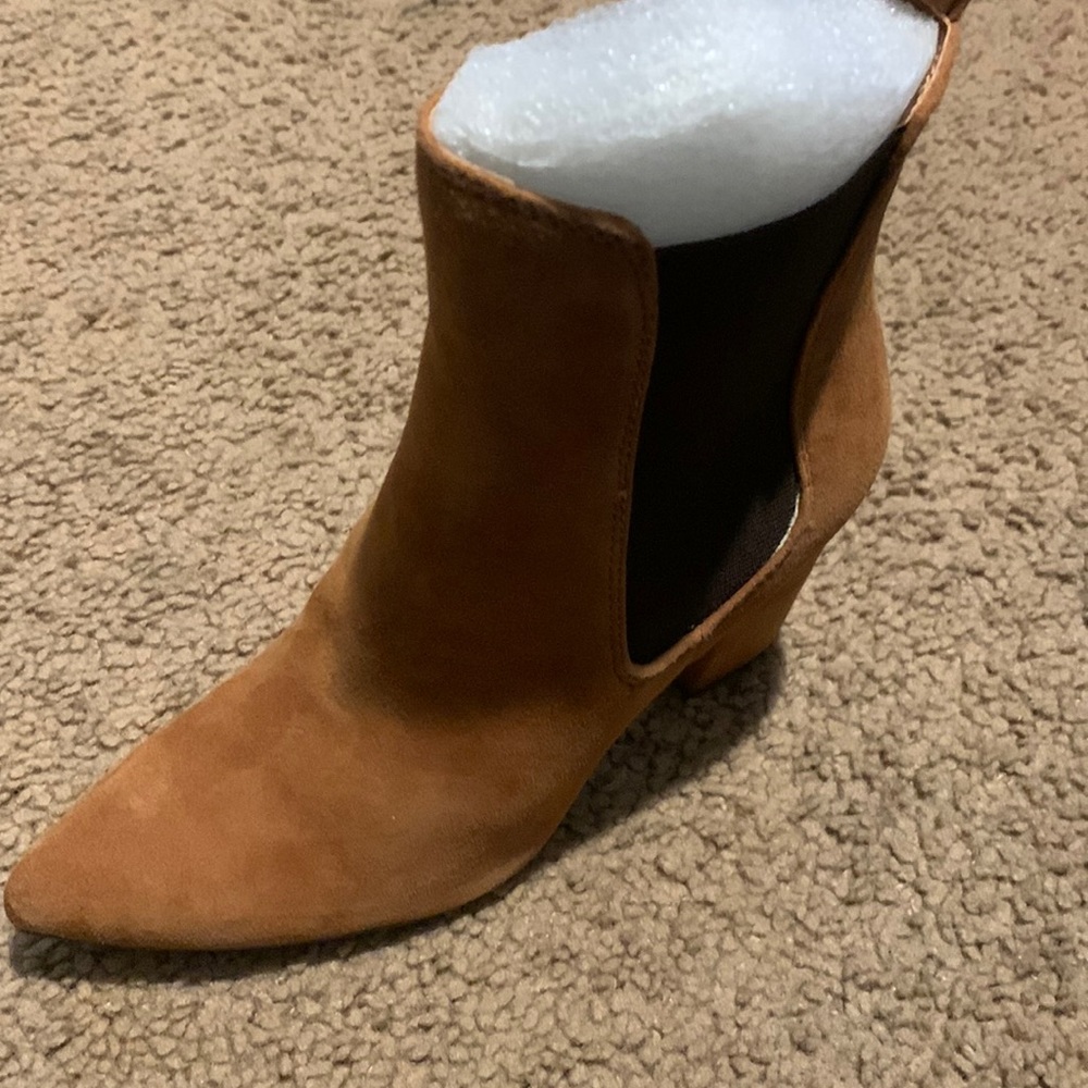 Steve Madden women booties new